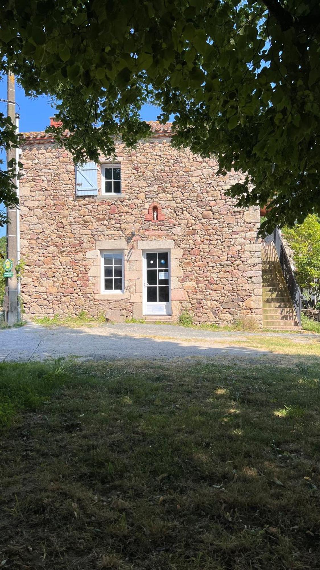 Bed and Breakfast La Milliere - Piscine & Campagne - Cathelineau & Lescure Le Poiré-sur-Vie Exterior foto