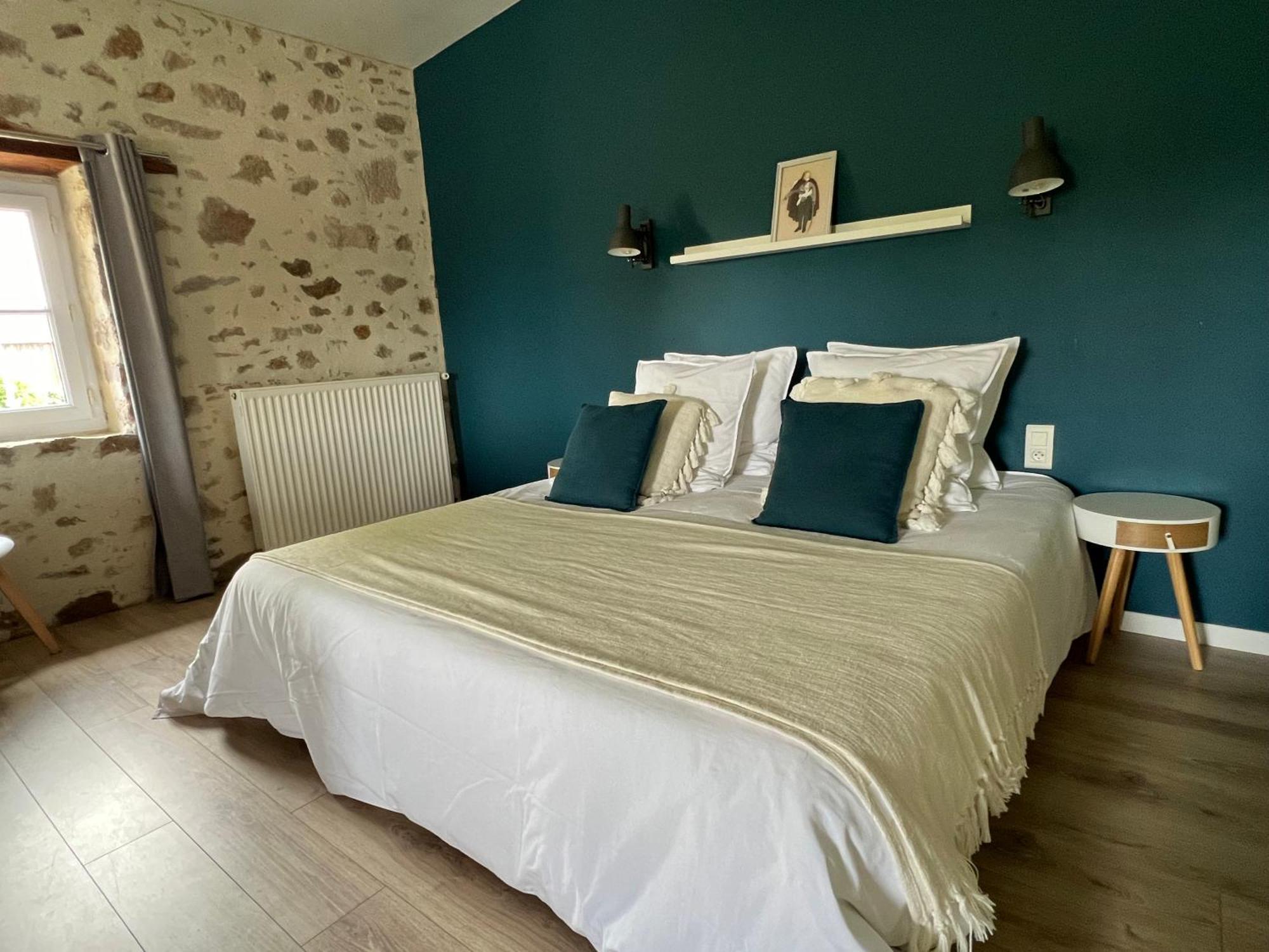 Bed and Breakfast La Milliere - Piscine & Campagne - Cathelineau & Lescure Le Poiré-sur-Vie Exterior foto